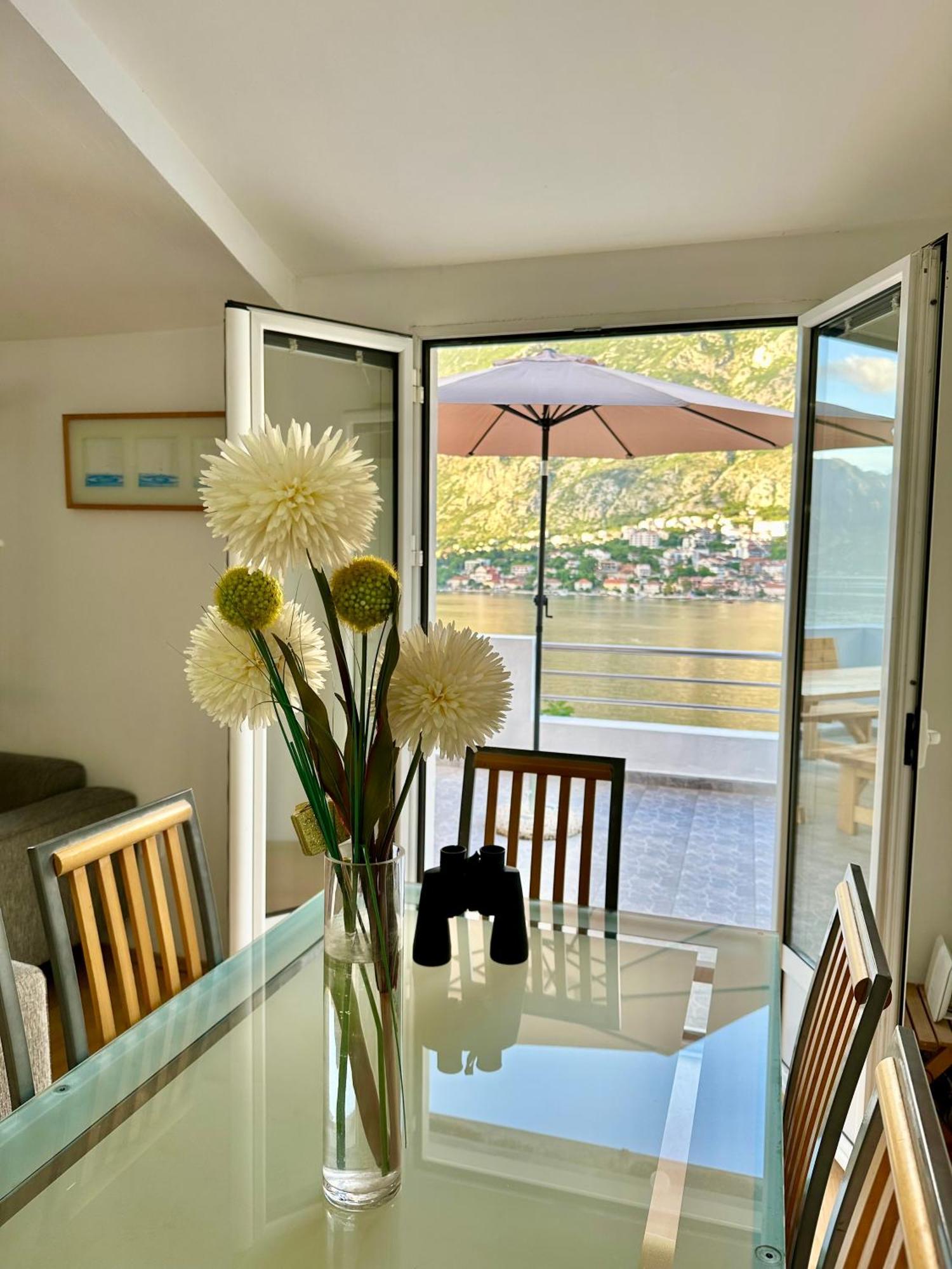 House With Big Terrace And Beautiful Sea View Villa Kotor Exterior photo