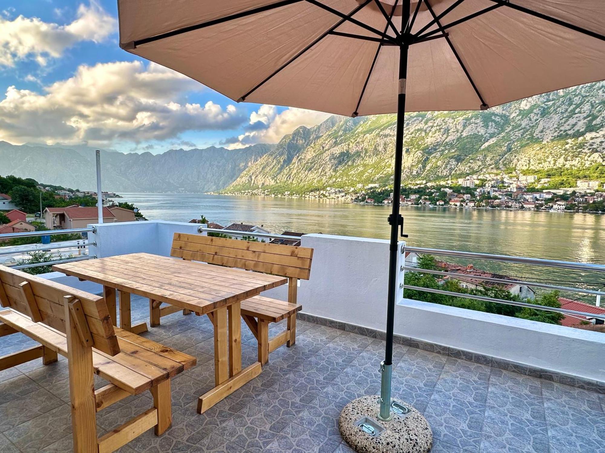 House With Big Terrace And Beautiful Sea View Villa Kotor Exterior photo